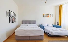 Apartment Near Hauptbahnhof - Kingsize Bed